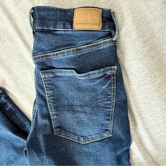 American Eagle Outfitters Women's Dark Wash Flare Jeans - Picture 8 of 10